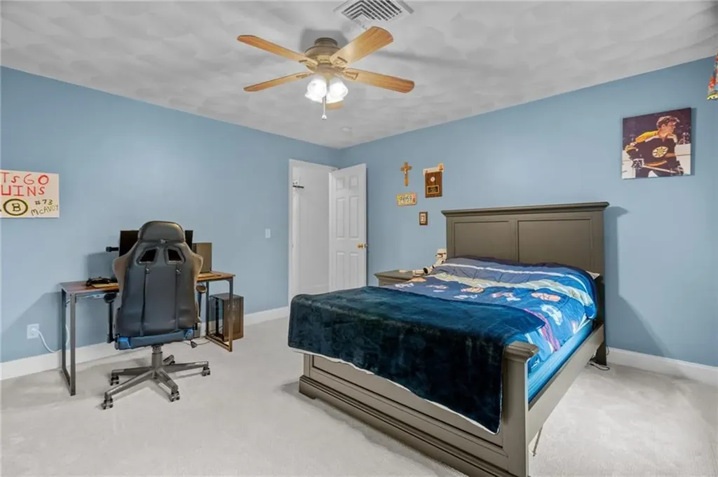 321 River Road Lincoln RI 02865