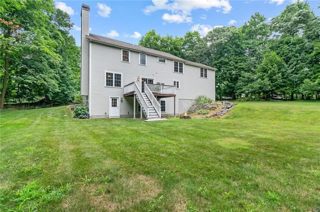 321 River Road Lincoln RI 02865