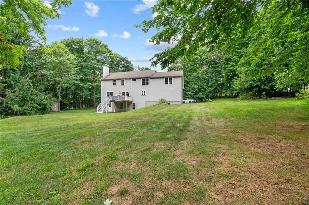321 River Road Lincoln RI 02865