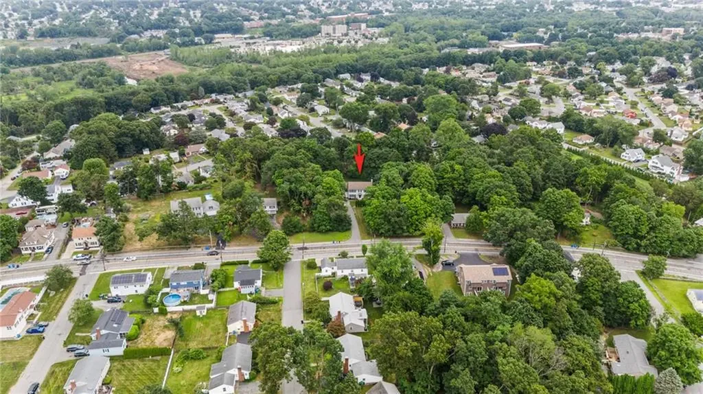 321 River Road Lincoln RI 02865