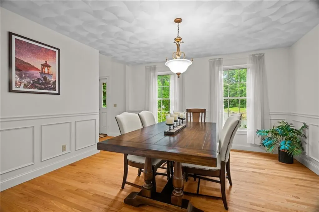 321 River Road Lincoln RI 02865