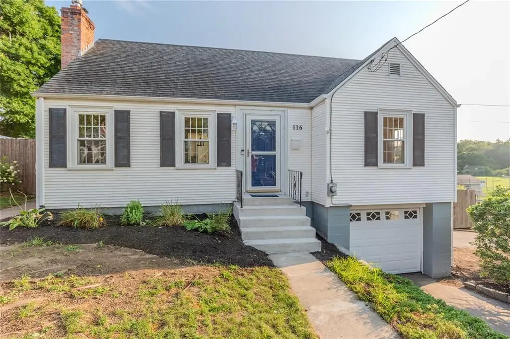 116 Fairfield Road Cranston RI 02910