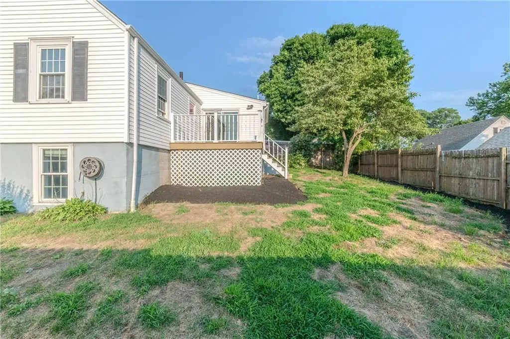 116 Fairfield Road Cranston RI 02910