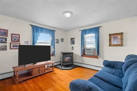 5 Martha Road East Providence RI 02916