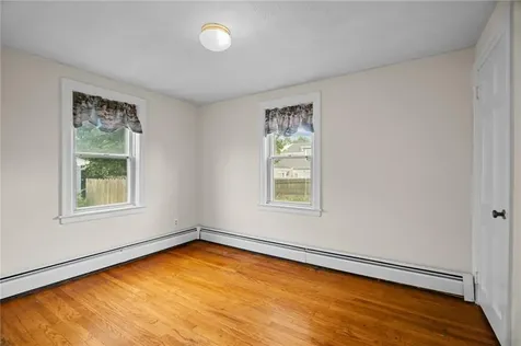 5 Martha Road East Providence RI 02916