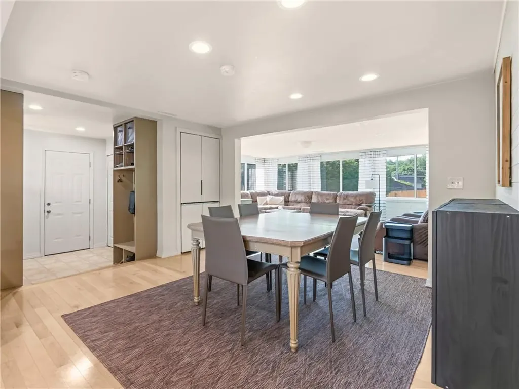 5 Russell Lane Smithfield RI 02917