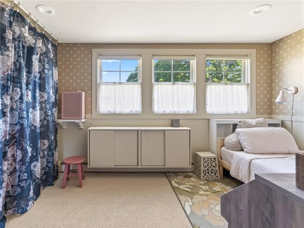 5 Russell Lane Smithfield RI 02917