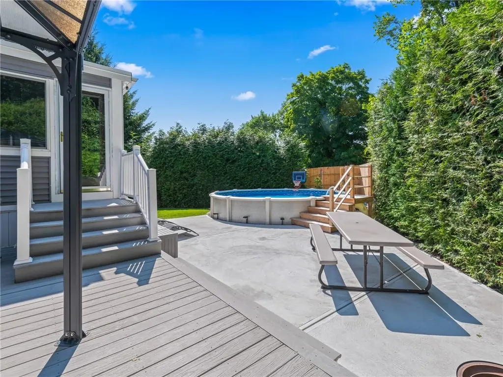 5 Russell Lane Smithfield RI 02917