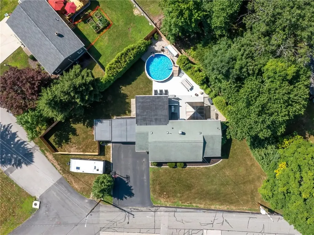 5 Russell Lane Smithfield RI 02917