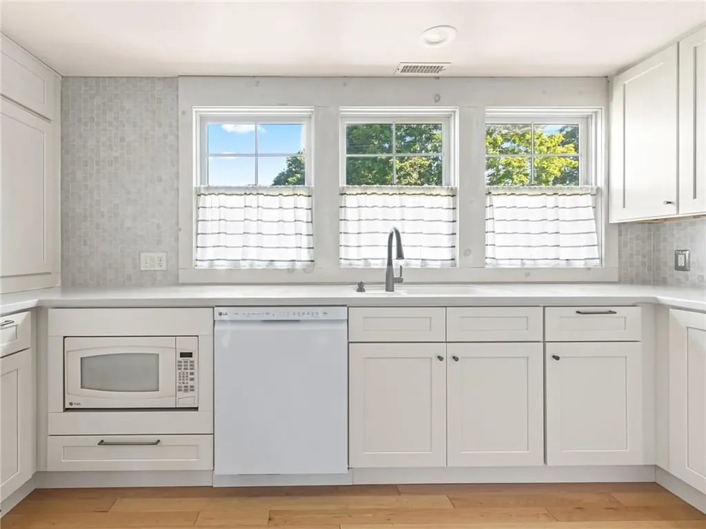5 Russell Lane Smithfield RI 02917