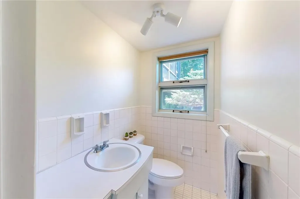 212 Lawnacre Drive Cranston RI 02920