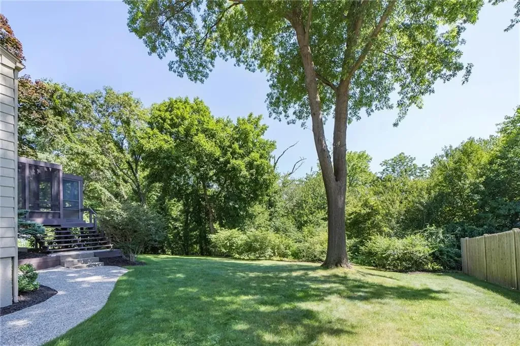 212 Lawnacre Drive Cranston RI 02920
