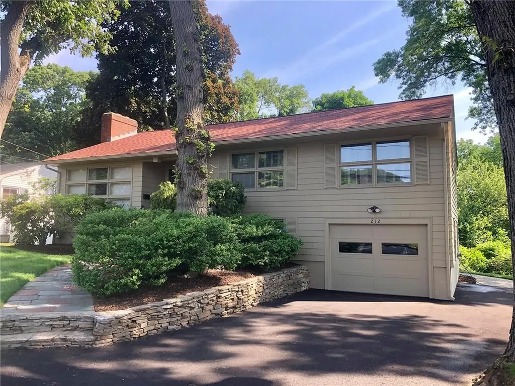 212 Lawnacre Drive Cranston RI 02920