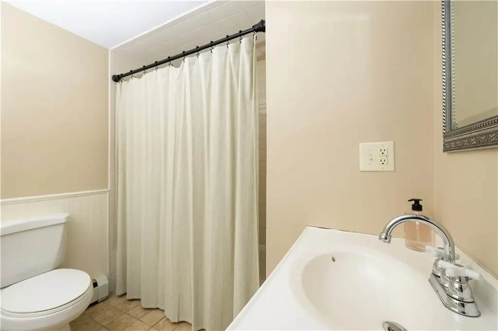 139 Albert Avenue Cranston RI 02905
