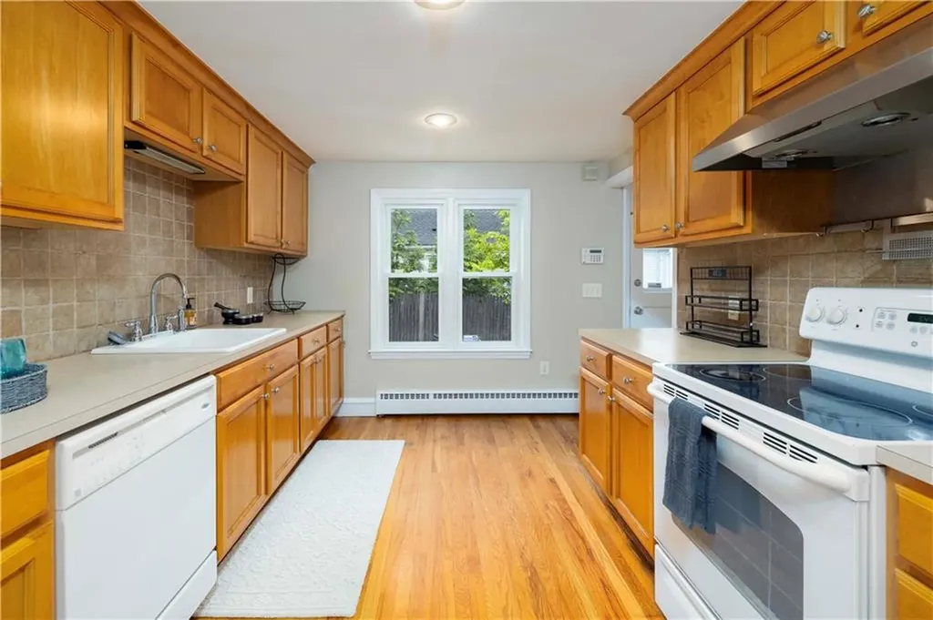 139 Albert Avenue Cranston RI 02905