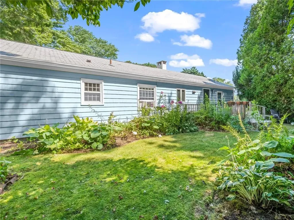 100 Diamond Hill Road Warwick RI 02886