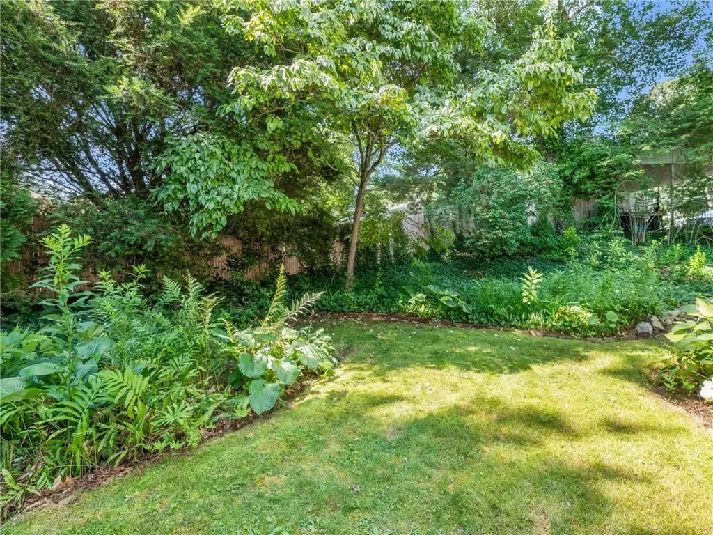 100 Diamond Hill Road Warwick RI 02886