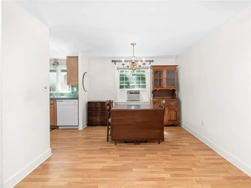 100 Diamond Hill Road Warwick RI 02886