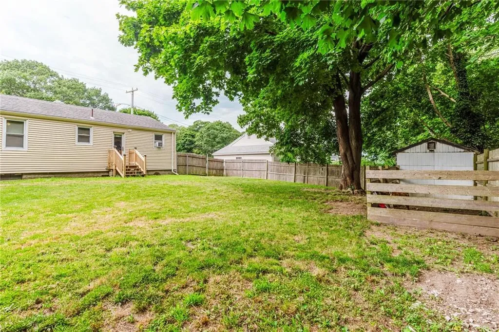 74 Hambly Road Tiverton RI 02878