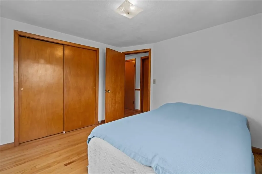 12 Flint Street Pawtucket RI 02861