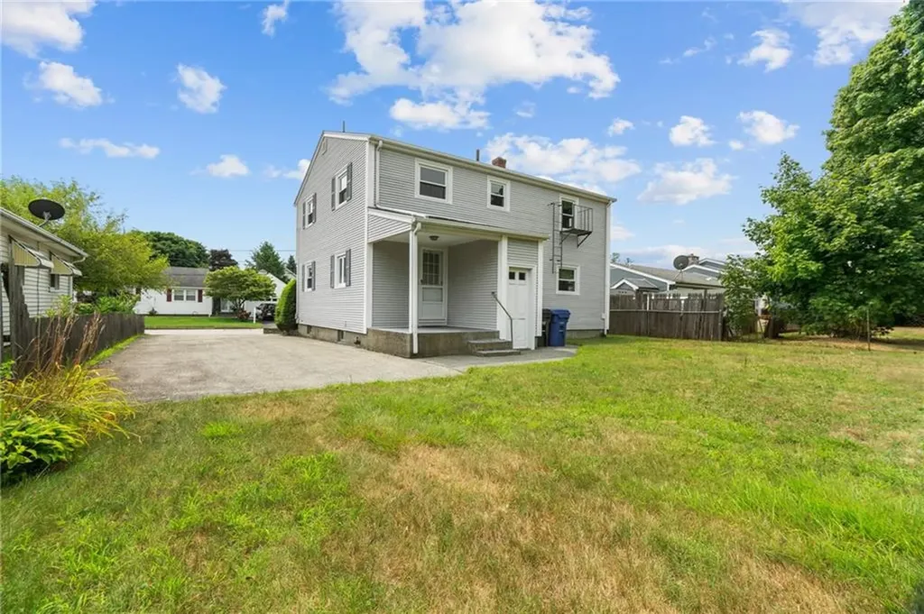 12 Flint Street Pawtucket RI 02861