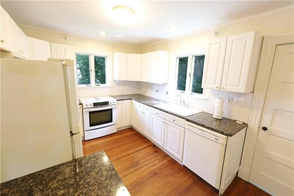 209 Narragansett Avenue Jamestown RI 02835