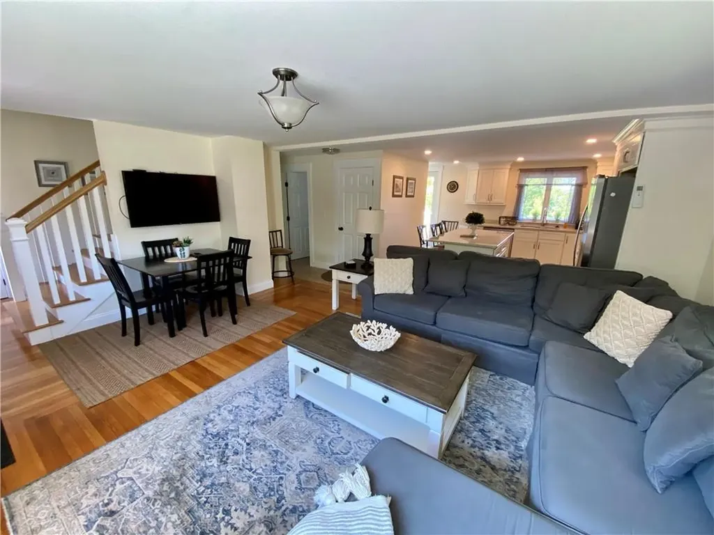 116 Renfrew Avenue Middletown RI 02842