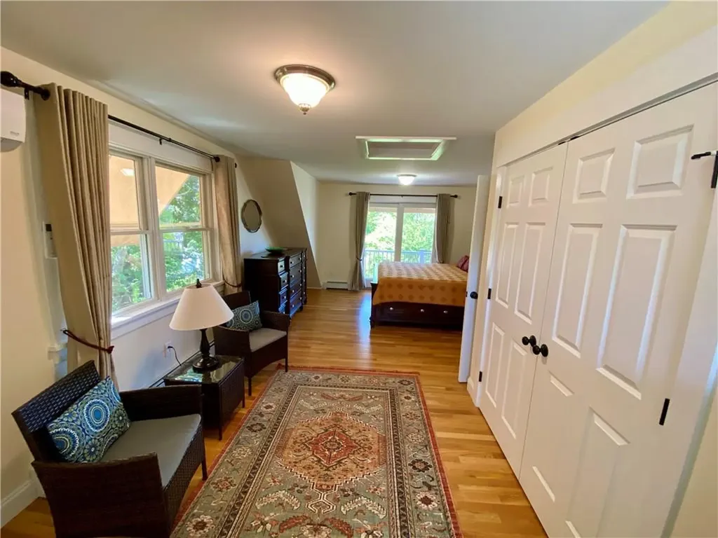 116 Renfrew Avenue Middletown RI 02842