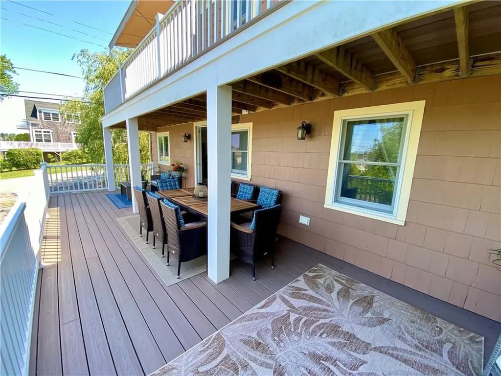 116 Renfrew Avenue Middletown RI 02842