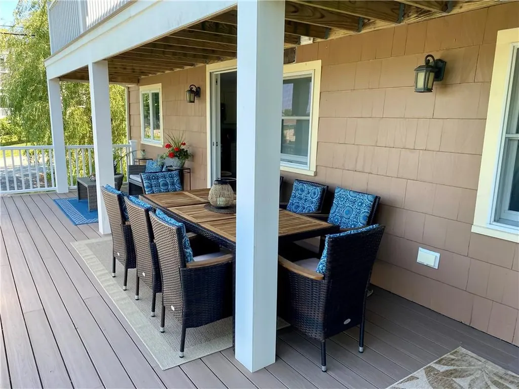 116 Renfrew Avenue Middletown RI 02842