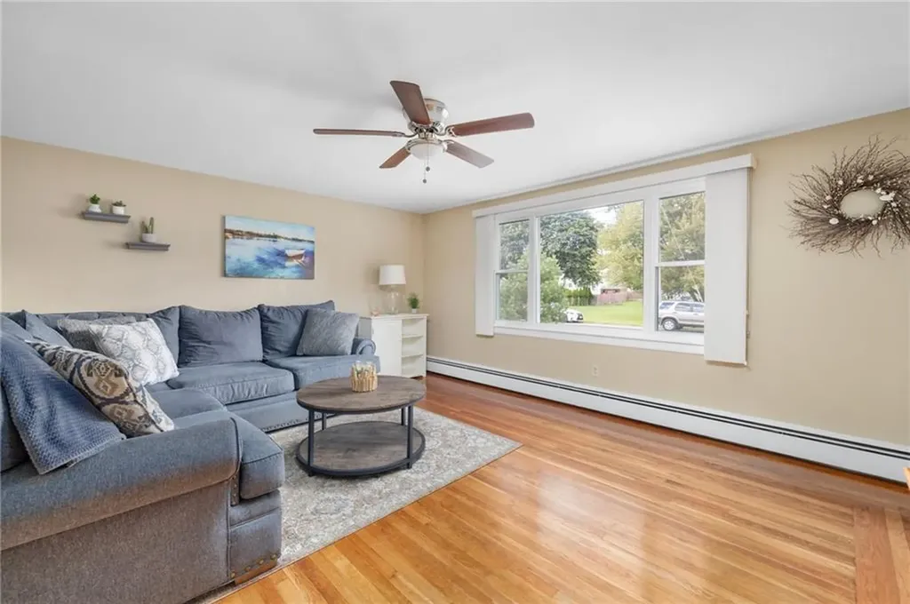 65 Central Avenue Warren RI 02885