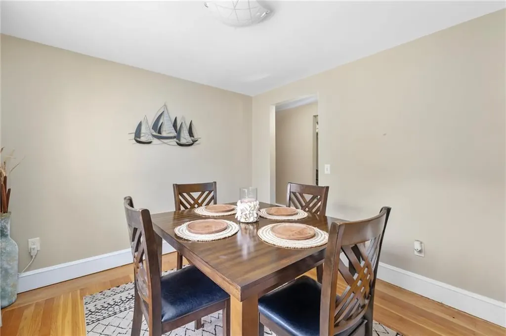 65 Central Avenue Warren RI 02885