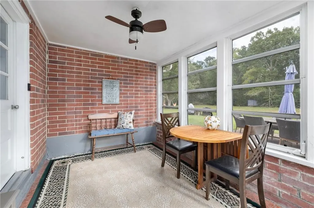 65 Central Avenue Warren RI 02885