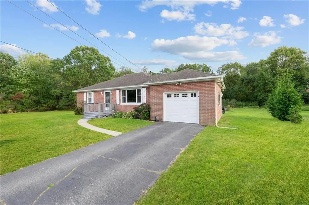65 Central Avenue Warren RI 02885