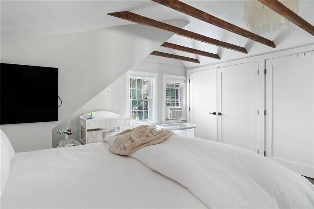 48 Prospect Street Barrington RI 02806