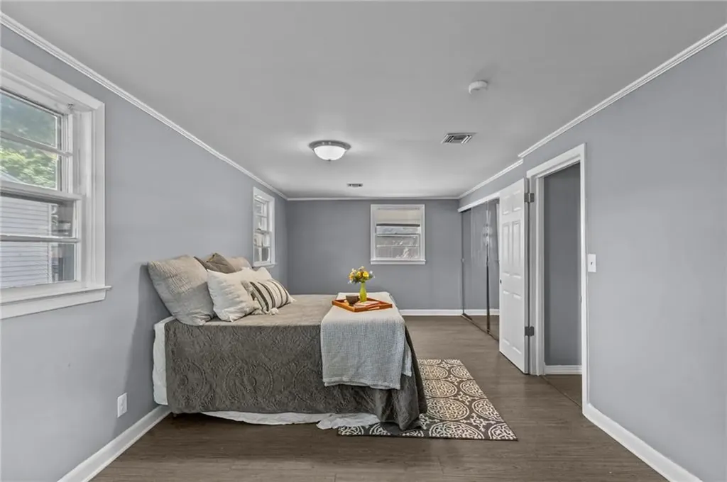 27 Metropolitan Drive Warwick RI 02886