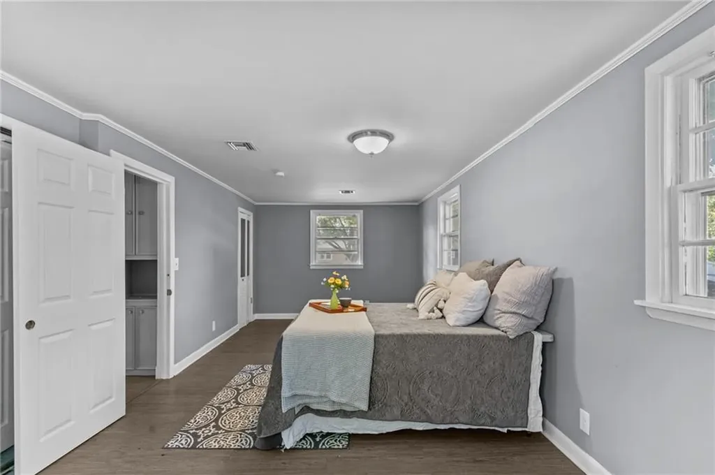 27 Metropolitan Drive Warwick RI 02886