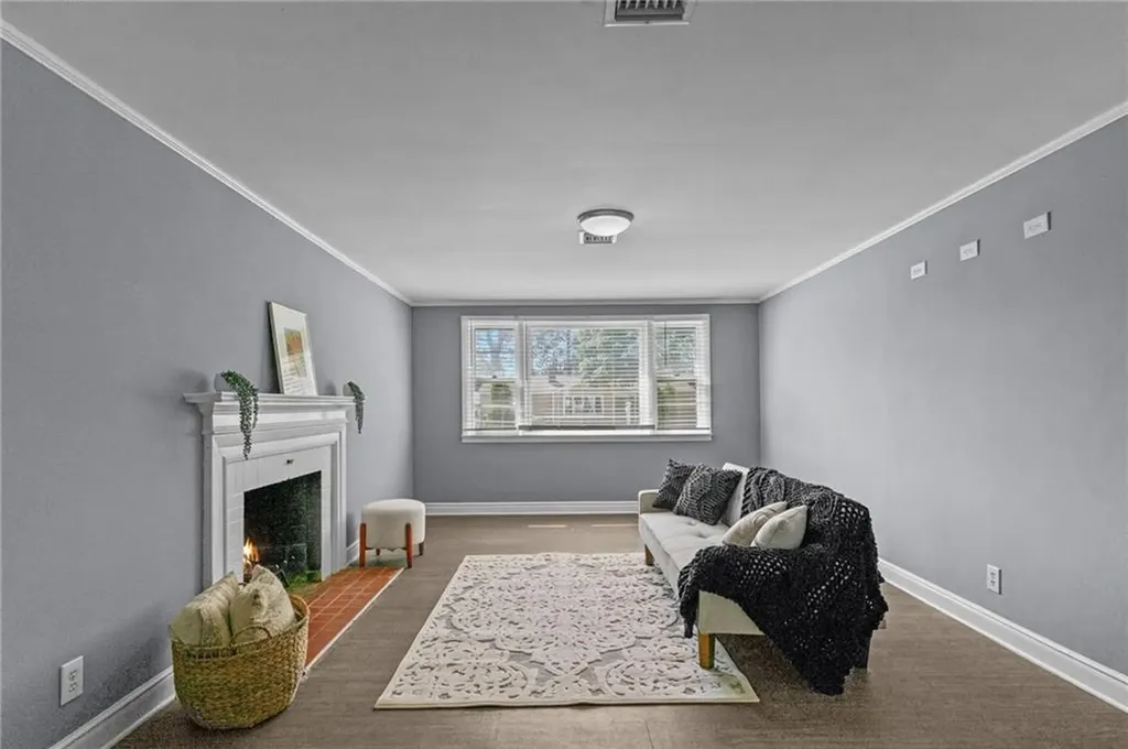 27 Metropolitan Drive Warwick RI 02886
