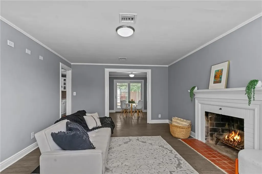 27 Metropolitan Drive Warwick RI 02886
