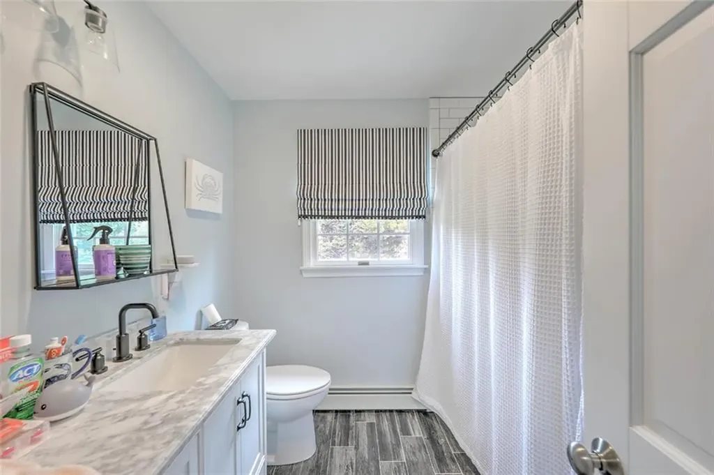 5 Meadow Circle Barrington RI 02806