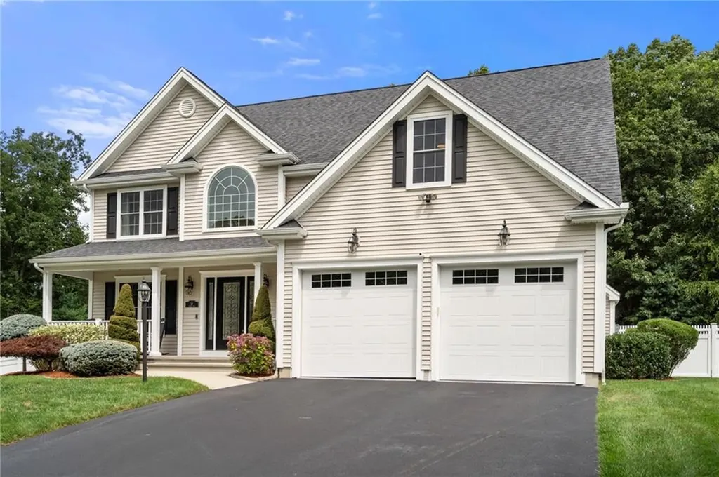 14 Sables Way Lincoln RI 02865