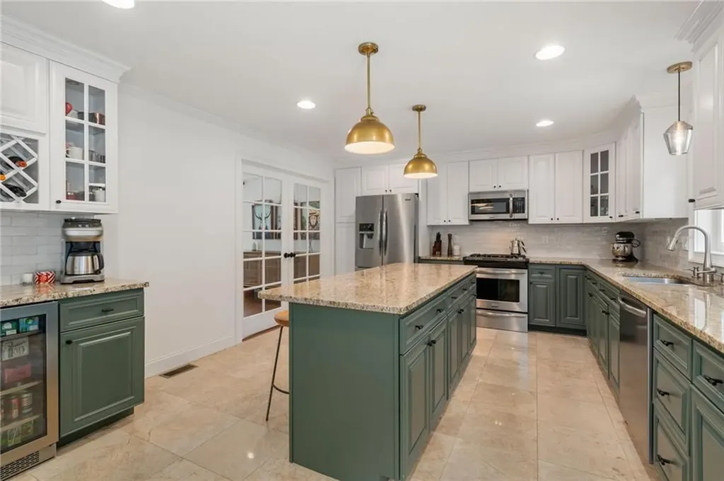 14 Sables Way Lincoln RI 02865