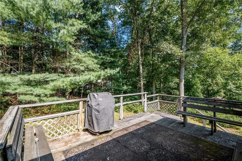 19 Hill Top Drive Johnston RI 02919
