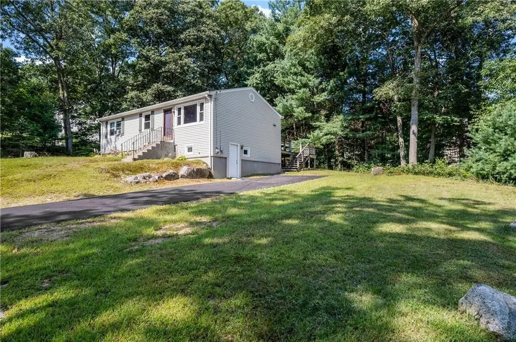 19 Hill Top Drive Johnston RI 02919