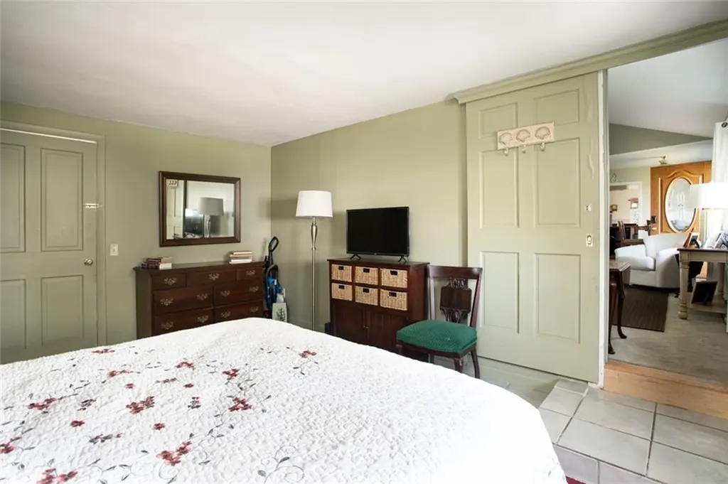 84 Coggeshall Avenue Newport RI 02840