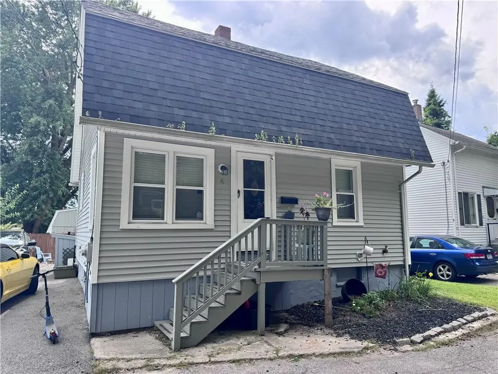 6 Lavoie Court West Warwick RI 02893