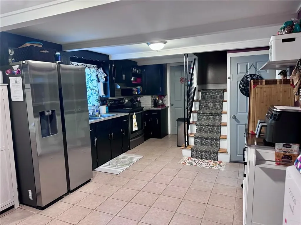 6 Lavoie Court West Warwick RI 02893