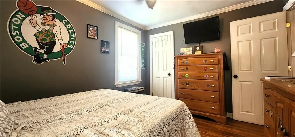 39 Hambly Road Tiverton RI 02878