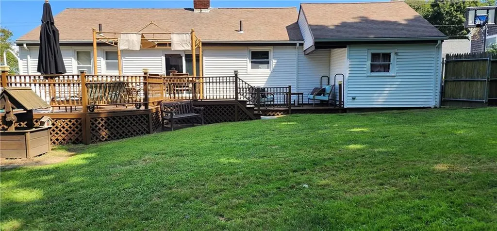 39 Hambly Road Tiverton RI 02878