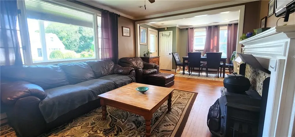 39 Hambly Road Tiverton RI 02878